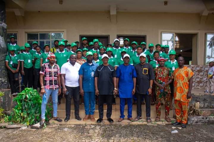 Read more about the article Uche Okonkwo Empowers Idemili North Youths and Women in Bio-Gas Production