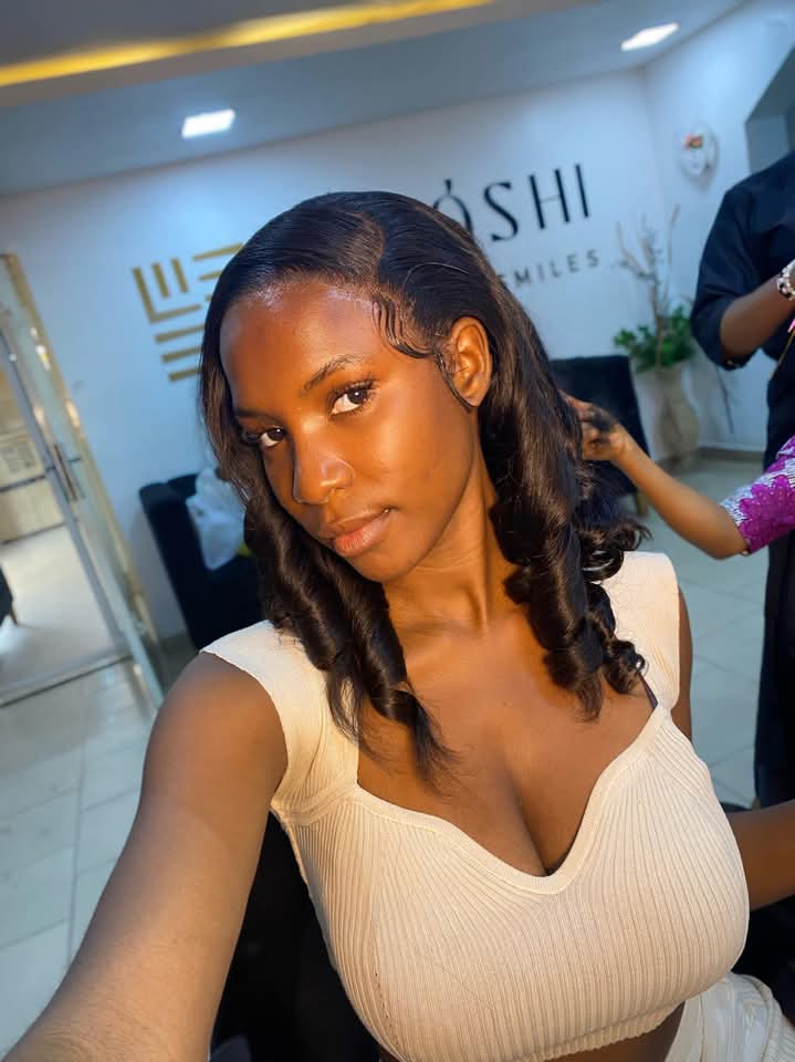 Read more about the article Praise John ( Slim Girl ) The rising Nigeria Model
