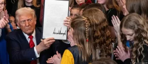 Read more about the article Trump Signs Executive Order Banning Transgender Athletes from Competing in Women’s Sports