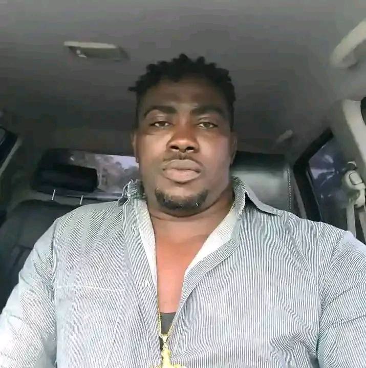 Read more about the article Obosi and Onitsha Land Clash The Obosi youth leader, Mighty, has allegedly been shot d@ad in connection with the ongoing clash over the Army Barracks Park. Reports indicate that three people have allegedly been shot dead, including Mighty.