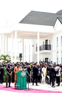 Read more about the article Is It the Responsibility of the Rivers State Government to Build a Palace for the King of Akpor in Rivers State?