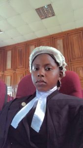 Read more about the article 24 cases on today’s court list, 22 are divorce petitions. Just one courtroom, all in one day” – Barr Wendy