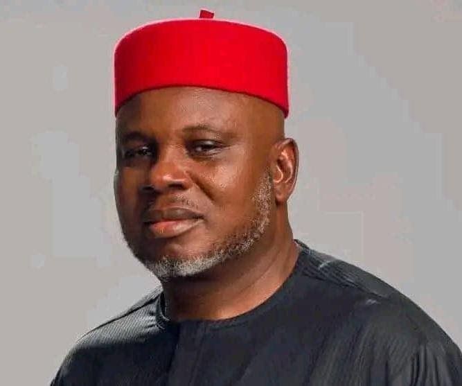 Read more about the article Anambra 2025: Ukachukwu gathers momentum with support wave from street
