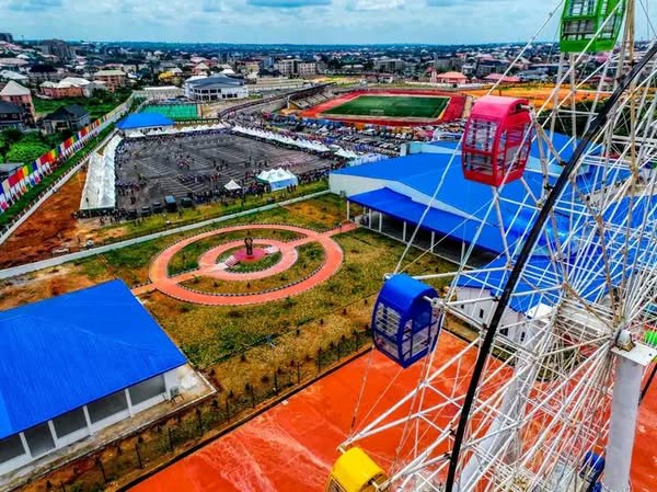 You are currently viewing Awka Janglover: A Symbol of Cosmetic Governance in a Failing System