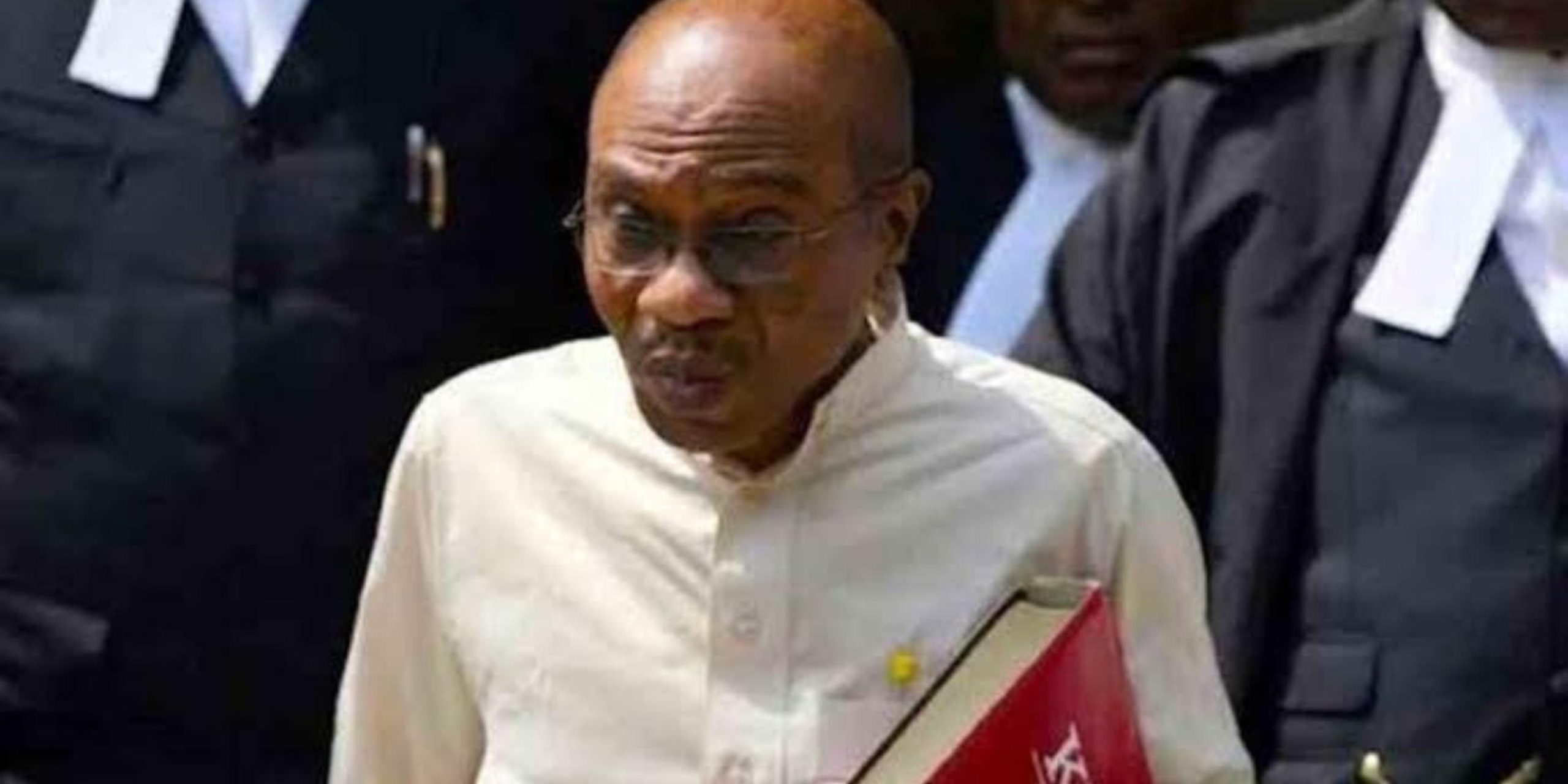 You are currently viewing No Proof, No Records”: EFCC Witness Adetola Admits Lack of Evidence in $400,000 Cash Claim Against Ex-CBN Governor Emefiele